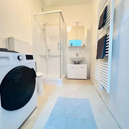 Apartment Modern New Eggenberg 1b *